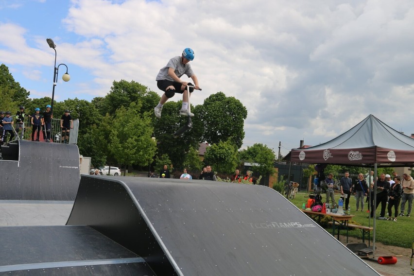 W Nowych Skalmierzycach powstał nowy skate park. ZDJĘCIA 