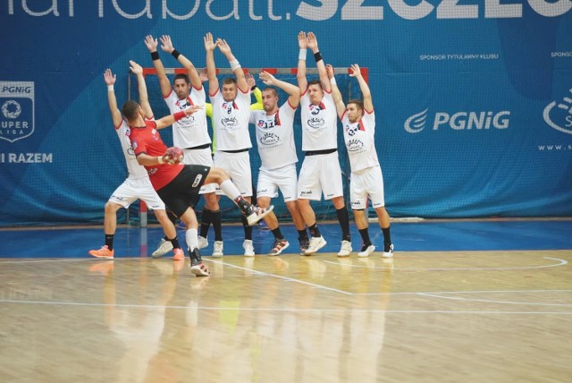 Gracze Sandry SPA Pogoni Szczecin w tym sezonie pozostają niepokonani na własnym terenie. MMTS przegrał w Szczecinie 31:25