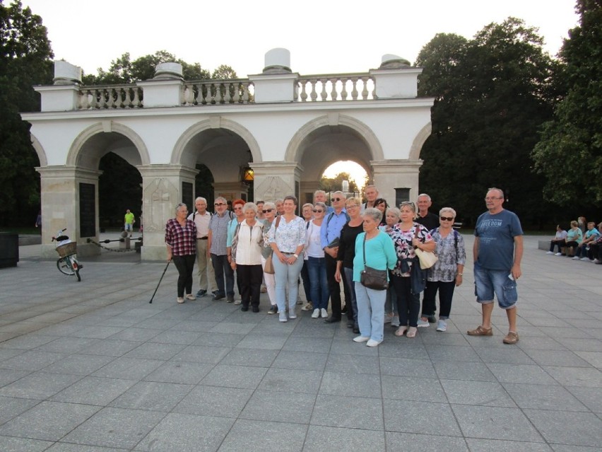 Seniorzy z Pniew wyruszyli na wyprawę do Warszawy