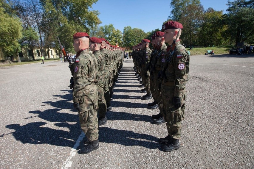 Nowe proponowane stawki uposażenia zasadniczego w...