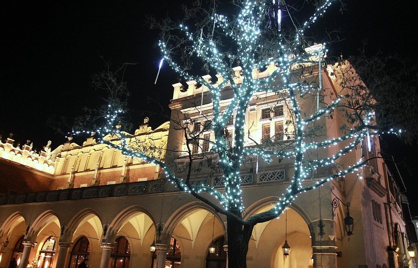 Świąteczna iluminacja Krakowa [ZDJĘCIA]