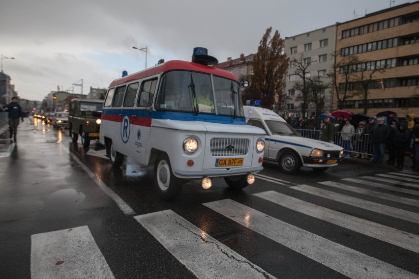 Święto Niepodległości w Gdyni [ZDJĘCIA] Zła pogoda nie przeszkodziła gdynianom