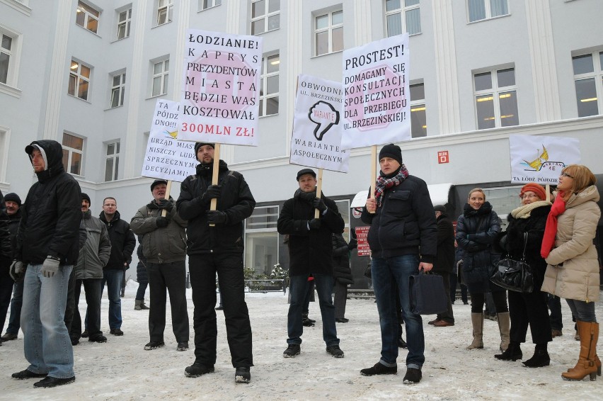 Protest na sesji Rady Miejskiej przeciw obwodnicy ul....