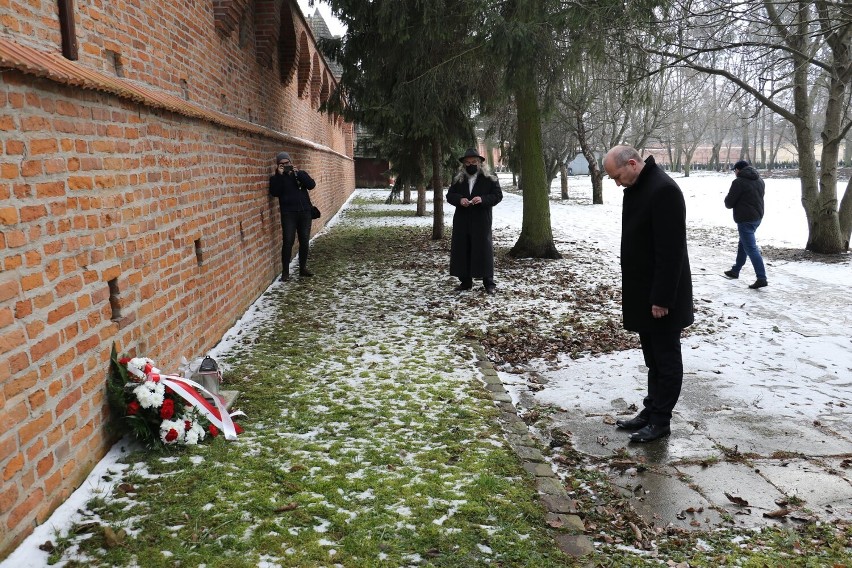 W Jarosławiu oddano hołd ofiarom Holocaustu [ZDJĘCIA]
