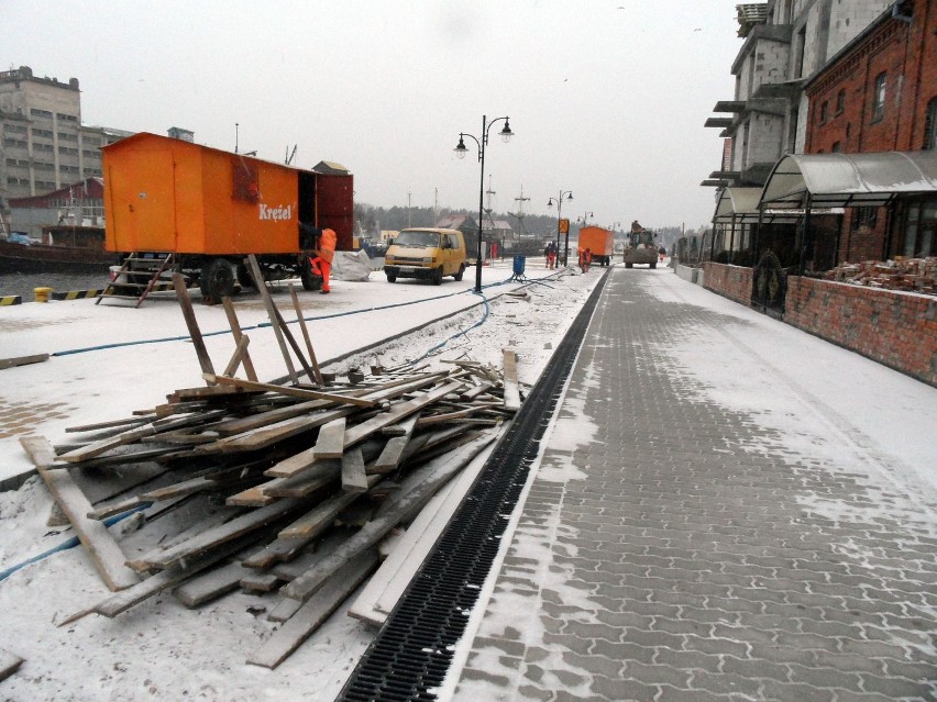 Remont portu w Ustce: Podglądamy prace związane z remontem usteckiego portu [ZDJĘCIA]