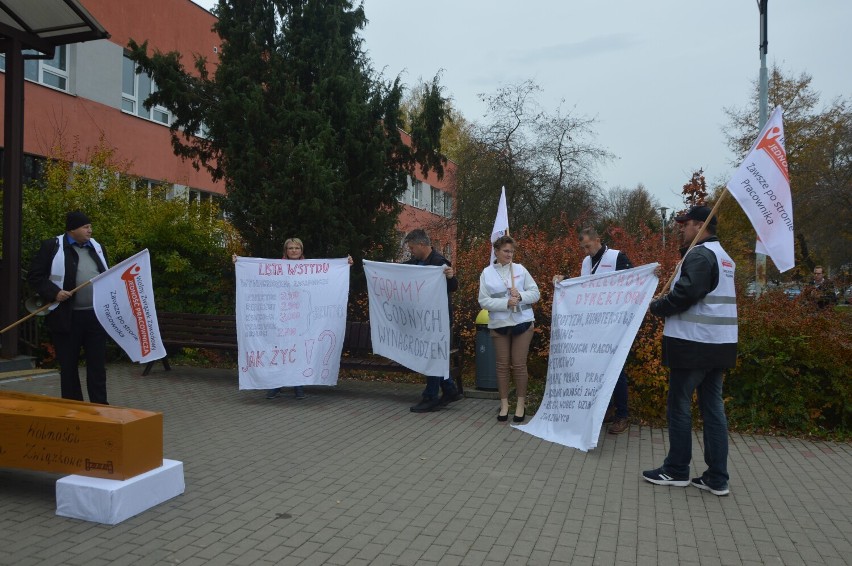 Happening przed Szpitalem Wojewódzkim im. Jana Pawła II w...