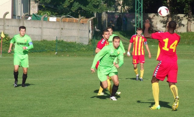 MKS Trzebinia Siersza przegrała na własnym boisku z rezerwą Korony Kielce 1:4 w meczu III ligi, w grupie małopolsko-świętokrzyskiej.