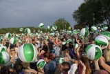 Czy w Dąbrowie Górniczej pobito rekord Guinnessa w podbijaniu piłki plażowej?