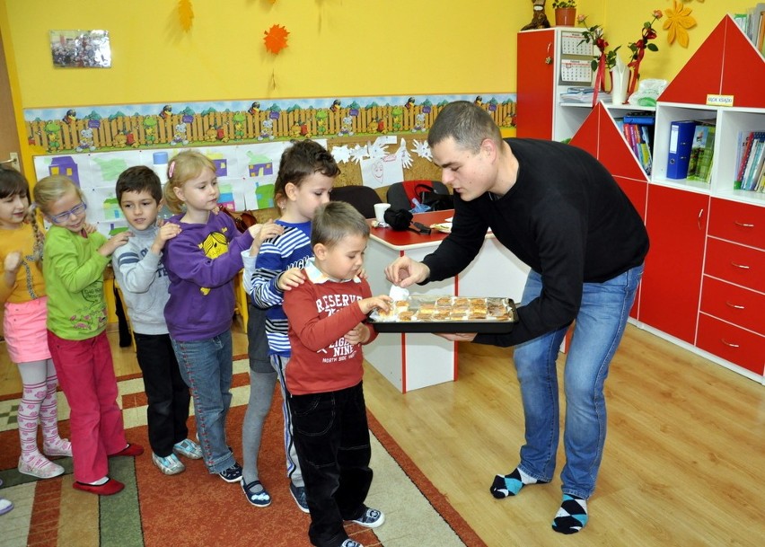 Michał Bałazy: Znany jastrzębski kucharz czytał dzieciom bajki i częstował ciastem FOTO