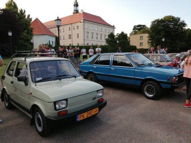 Klasyki zjadą wieczorem na plac CKiS w Kaliszu