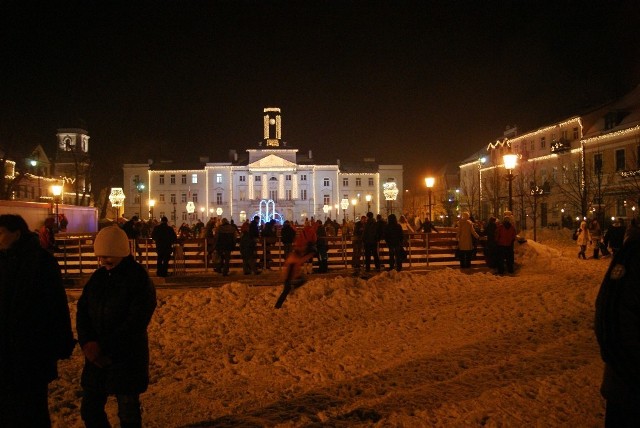 Iluminacja świąteczna na Starym Rynku w Płocku