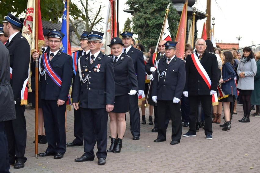 Krzepice: Obchody Święta Niepodległości [ZDJĘCIA]. Tak mieszkańcy świętowali 101. rocznicę odzyskania niepodległośc