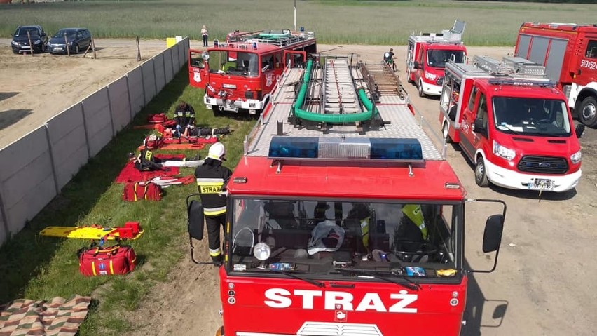 Ćwiczenia z ratownictwa drogowego. OSP Zbąszyń, Nądnia, Strzyżewo, Przyprostynia, Łomnica