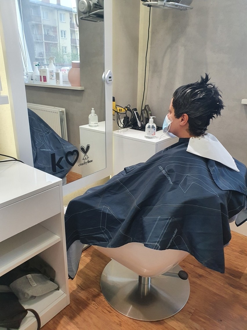 Salony fryzjerskie w Białej Podlaskiej już otwarte! Dowiedz się, jakie zasady obowiązują i obacz zdjęcia