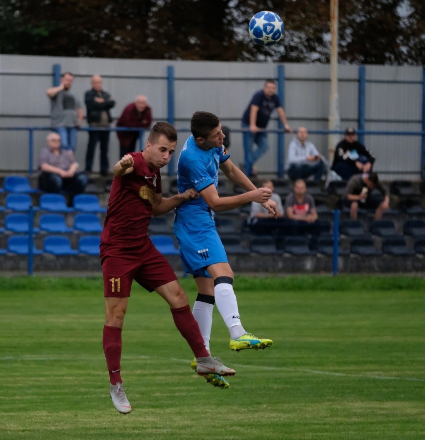 Rzemieślnik Pilzno przegrał w Jarosławiu z JKS-em 1:3 (1:2)...