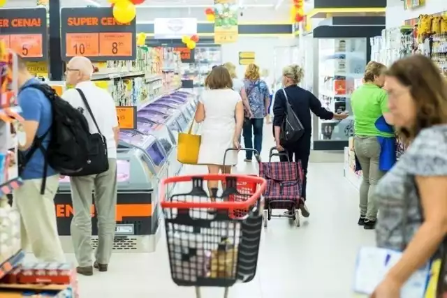 Przepisy w Polsce ograniczają możliwość handlu w niedzielę