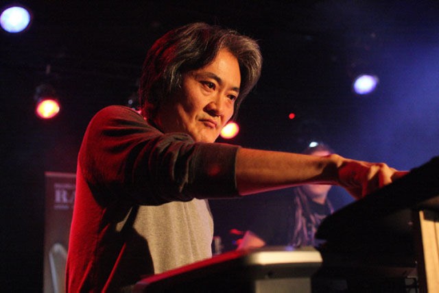 Takuya Nakamura urzekł wrocławską publiczność grą na klawiszach i trąbce. Fot.Kamil Downarowicz
