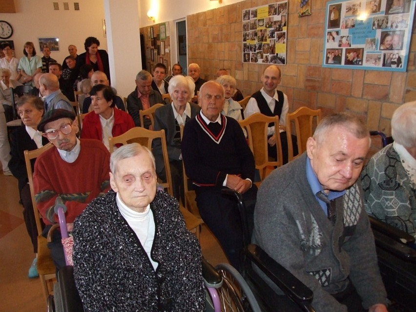 Lubkowo. Wielkanocne śniadanie u najstarszych i potrzebujących mieszkańców gminy Krokowa