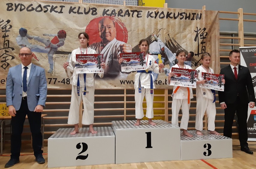 Zawodnicy Klubu Karate Randori z Radomska z kolejnymi medalami. Dwa złote i jeden srebrny