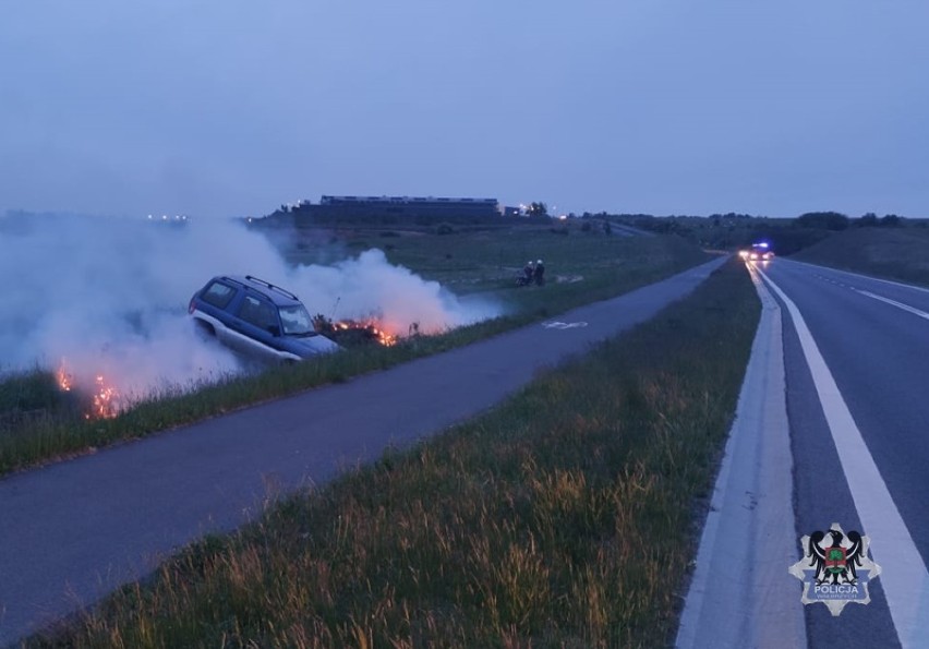 Niezły „wynik” motorowerzysty i kolizja z towarzyszącym jej pożarem