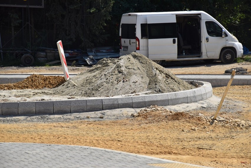 Budowa ronda i nowej drogi w Wadowicach