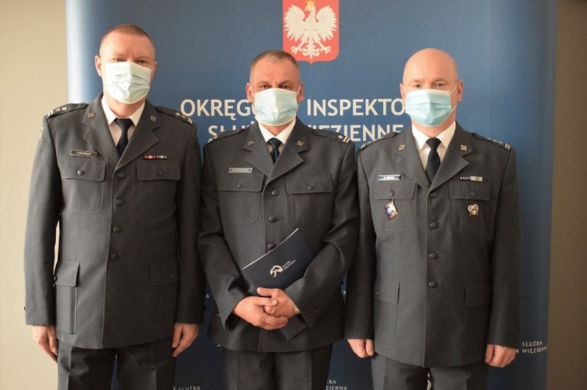 Nowy zastępca dyrektora w Zakładzie Karnym w Rawiczu. Trzech funkcjonariuszy z Rawicza zostało oficerami