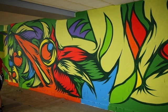 Ogromny mural powstał w Warszawie na finał drugiej edycji akcji Dulux Let`s Colour