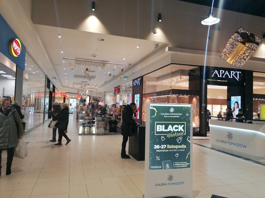 Black Friday w Galerii Tomaszów. Jakie promocje czekają w sklepach w Galerii? [ZDJĘCIA]