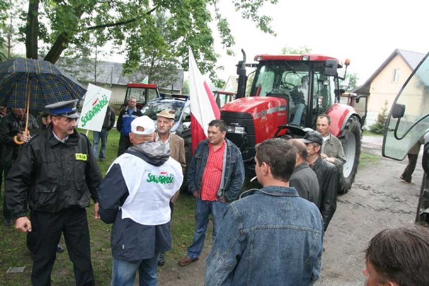 Protes rolników. Blokowali "jedynkę" [wideo, zdjęcia]