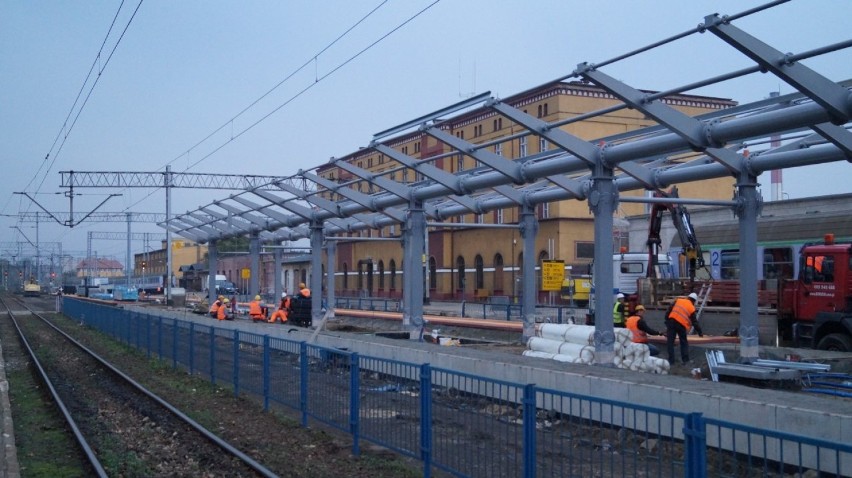 Budowa dworca PKP w Bydgoszczy: stan prac na 17 października [zdjęcia]