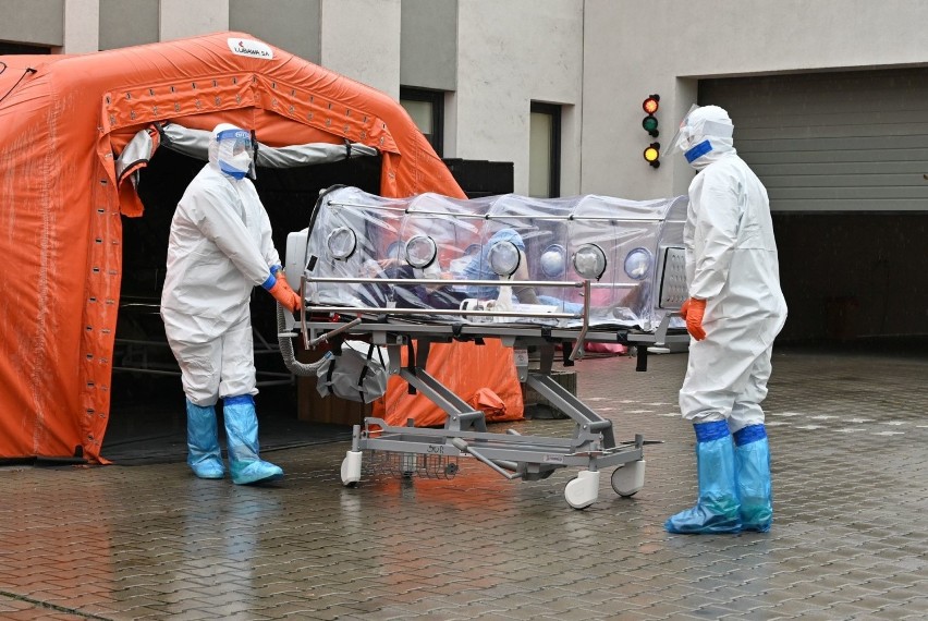 Dramat z zakażeniami! Prawie wszyscy pacjenci trafiający na oddział ratunkowy szpitala wojewódzkiego w Kielcach mają koronawirusa