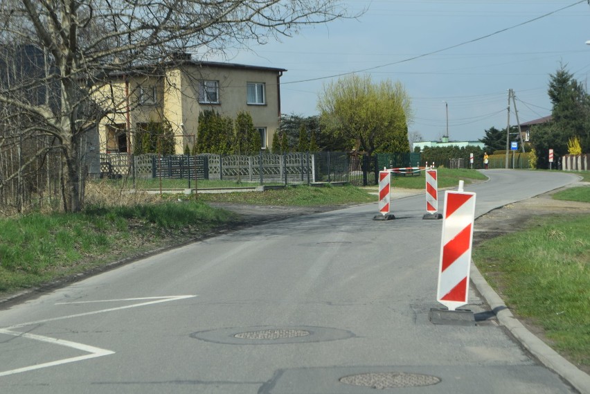 Uwaga na dziury na ulicy Boguszowickiej w Żorach