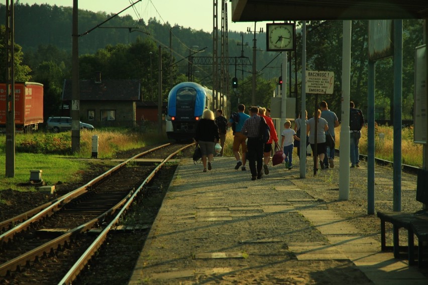 Linia kolejowa Żywiec – Sucha Beskidzka do rewitalizacji! Tego domagają się mieszkańcy