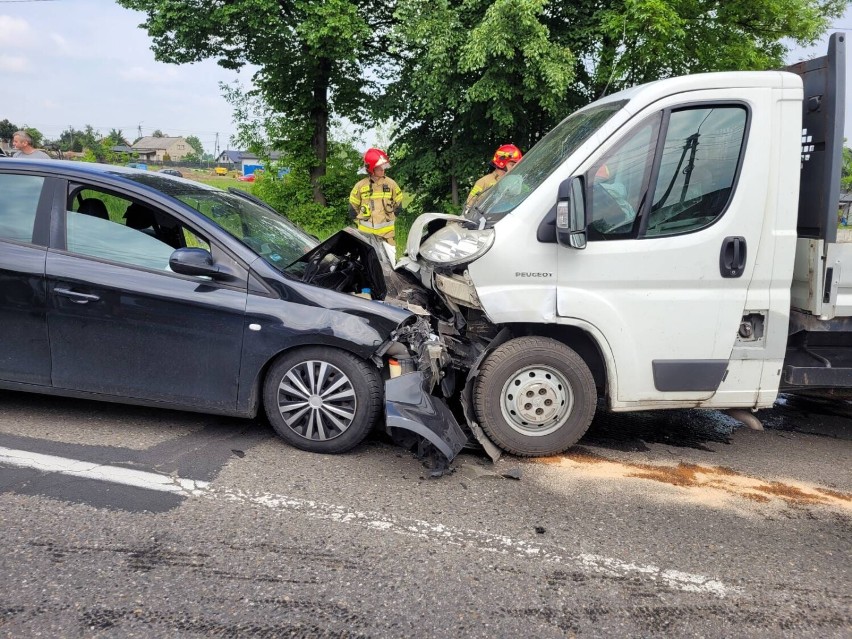 Czołowe zderzenia aut w Stanowicach