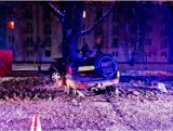 Śmiertelny wypadek w Milowicach. Pasażerka zniszczonego samochodu wraca do zdrowia. Prokurator: Wykluczyć należy przyczyny techniczne auta 