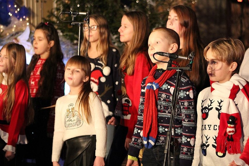 Charytatywny Koncert Bożonarodzeniowy w Białogardzie [ZDJĘCIA]