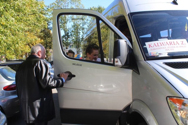 Busem przejechał się też burmistrz