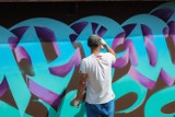 Graffiti Jam w Olkuszu. Sztuka uliczna powstawała na osiedlu Słowiki. Zobaczcie, jakie cuda tam „wyczarowano” 