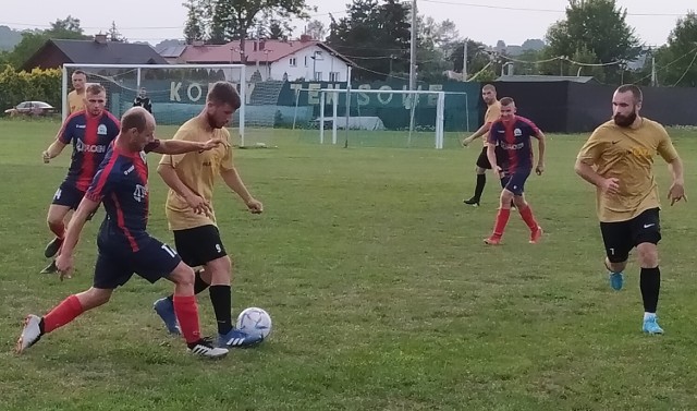 GKS Zarzecze-Dębowiec wygrał z Orłem Faliszówka 3-0