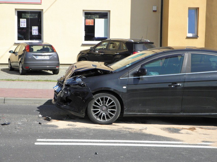 Wypadek w Jastrzębiu: ucierpiały trzy osoby.