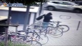 Wrocław: Złodziej ukradł 4 rowery. Nagrał go monitoring [FILM]