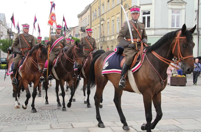 W obchodach 100. rocznicy powstania 13 Pułku Ułanów Wileńskich uczestniczyli między innymi kawalerzyści z Kieleckiego Ochotniczego Szwadronu Kawalerii, który nosi imię właśnie 13 Pułku.