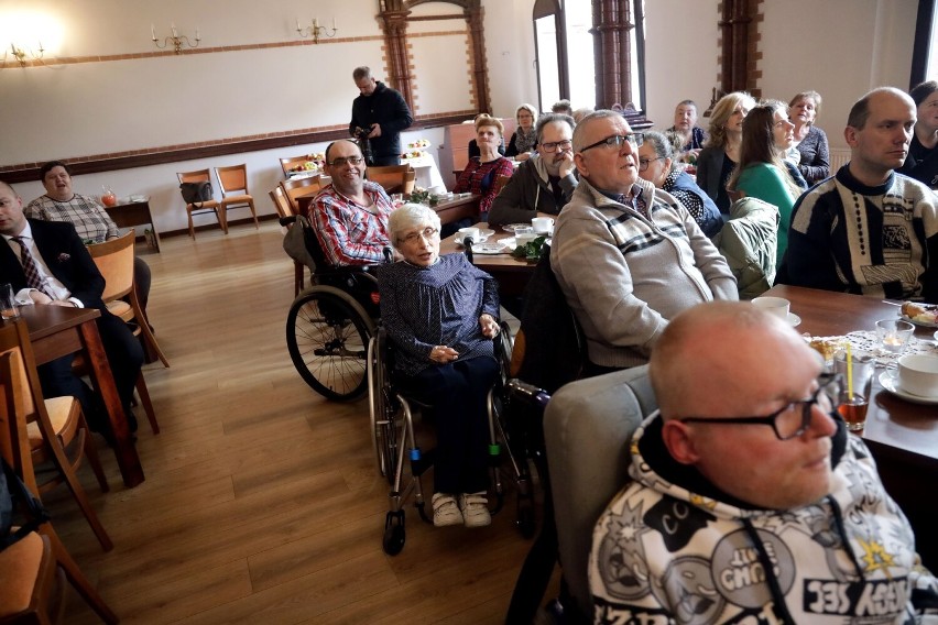 Legnica: Koncert Weroniki Kwaśny w Dniu Inwalidy i Osób Niepełnosprawnych, zobaczcie zdjęcia