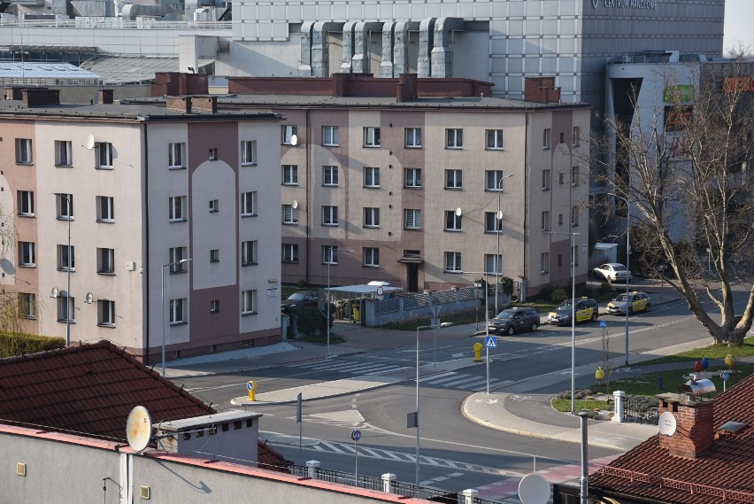 Rybnik bez mieszkańców na ulicach. Wszędzie cicho i pusto. Sobota 28 marca w czas pandemii koronawirusa