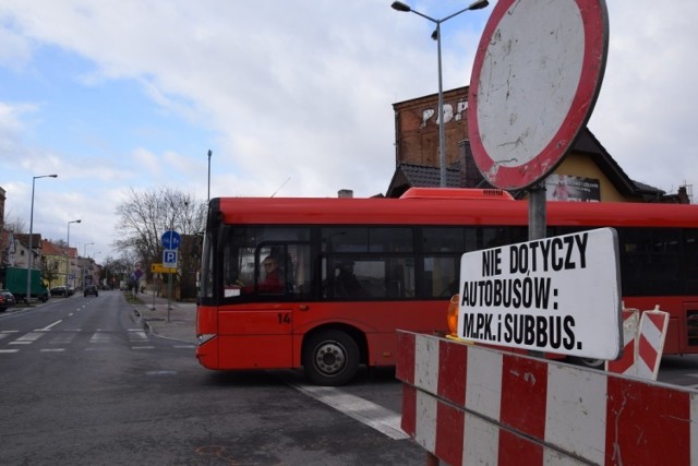 Przejazd z biletem elektronicznym będzie tańszy niż z papierowym.