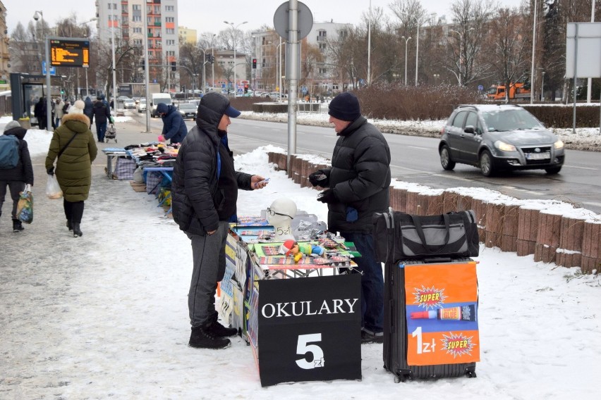 Mnóstwo osób wybrało się we wtorek, 28 grudnia na kieleckie...