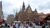 Jarmark Świętojański we Wrocławiu rozpoczęty. Tłumy turystów odwiedzają wrocławski rynek. Czekają na Was konkursy oraz warsztaty