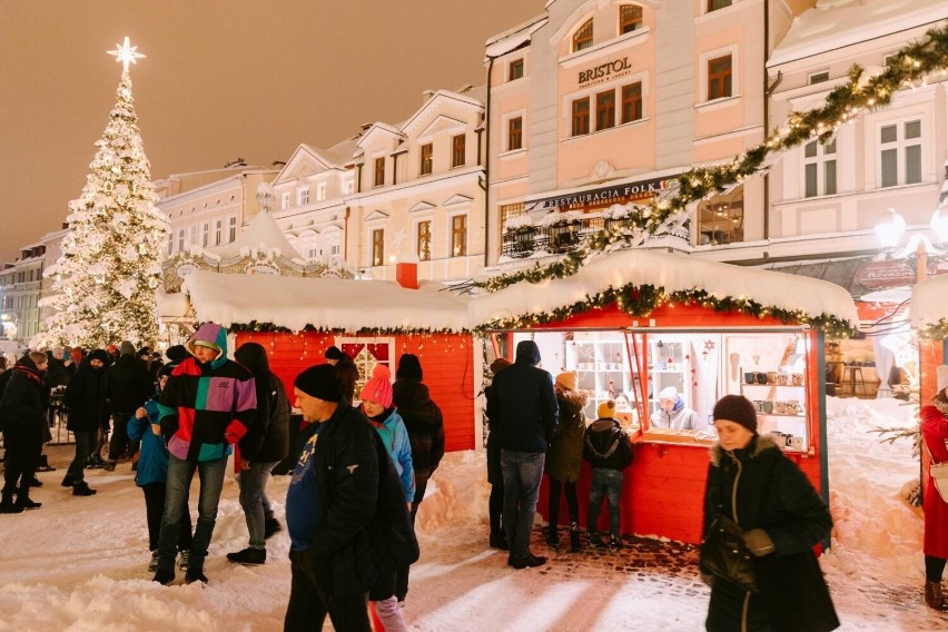 Estrada Rzeszowska startuje z przygotowaniami do Świątecznego Miasteczka, które stanie na Rynku od 2 grudnia