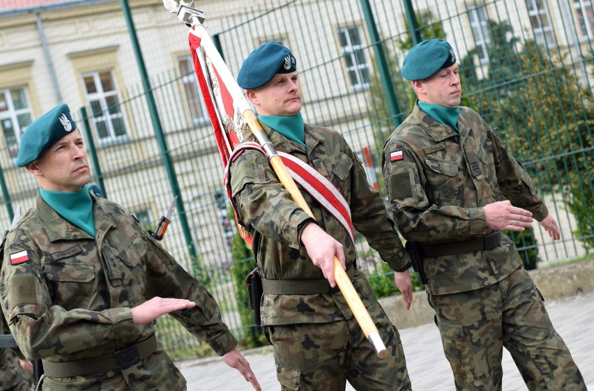 Zobaczcie jak obchodzono Dzień Flagi na jarosławskim rynku!