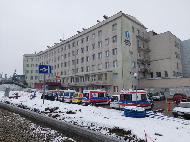 Obecnie w sądeckim szpitalu przebywa 79 pacjentów z Covid - 19
